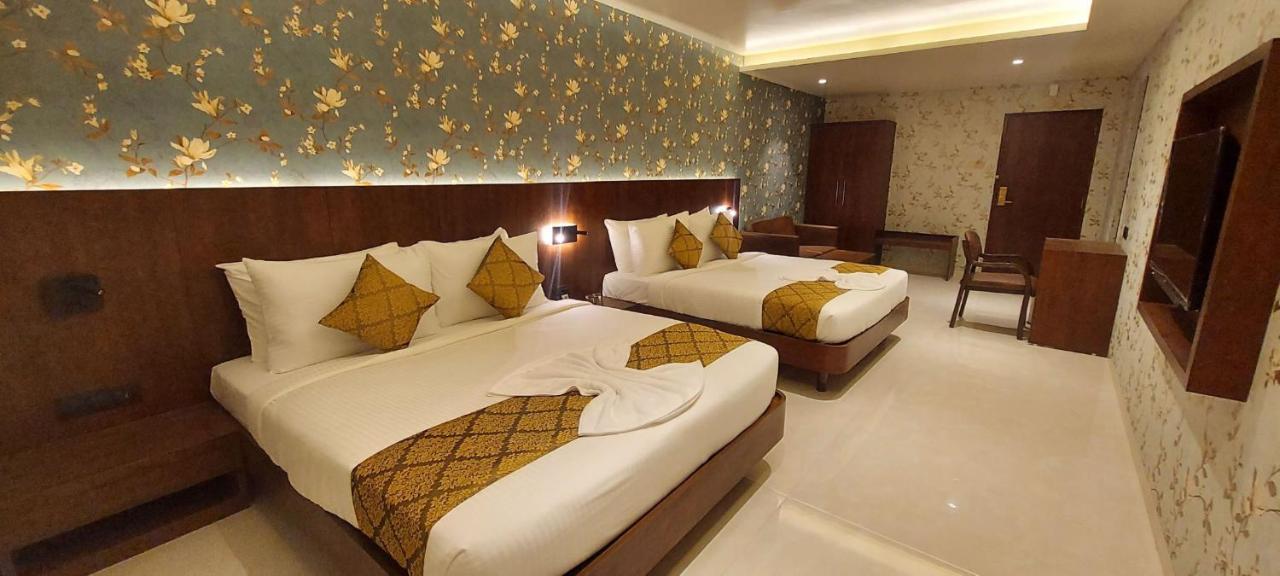 Hotel Madhuban Silvassa Zewnętrze zdjęcie