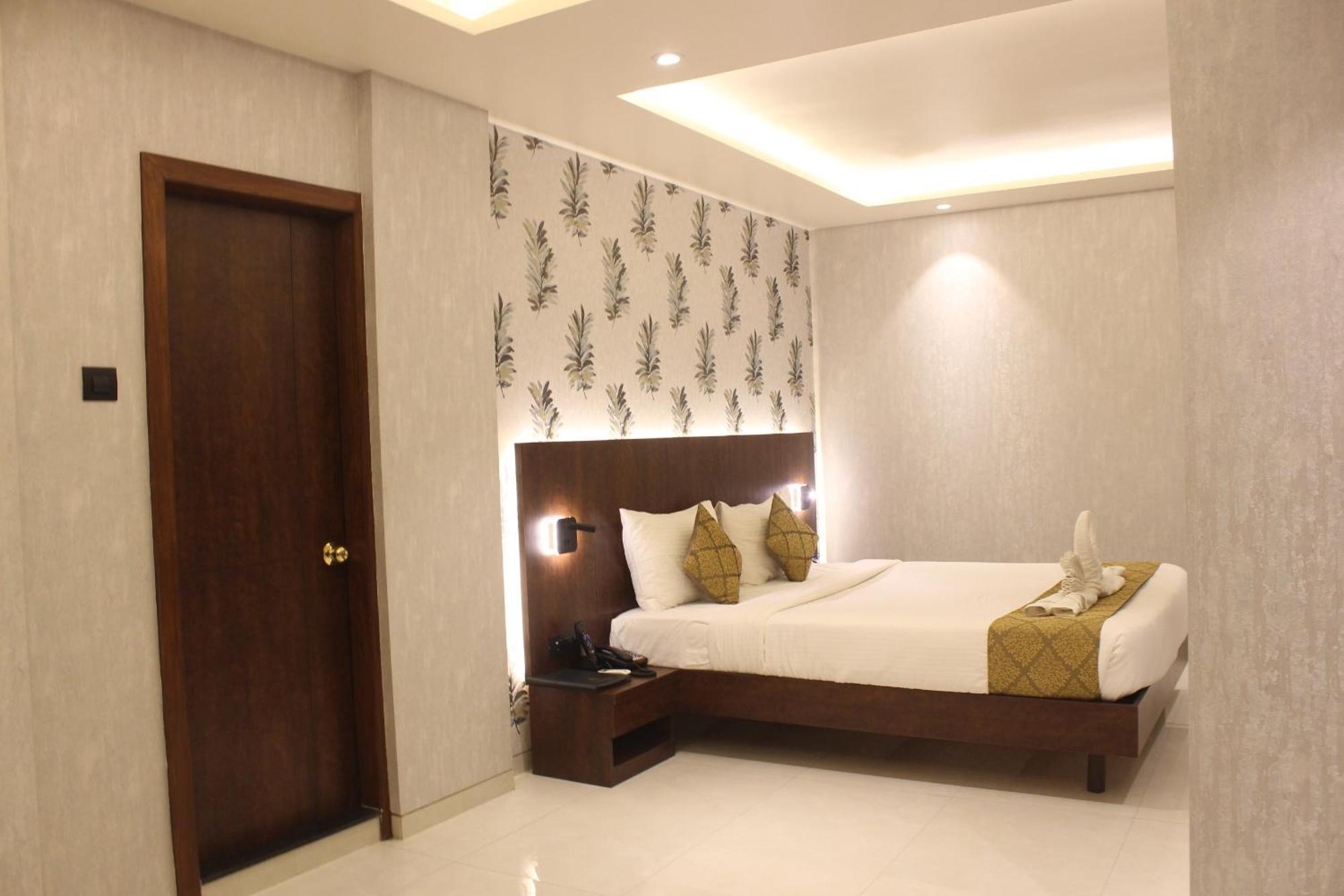 Hotel Madhuban Silvassa Zewnętrze zdjęcie