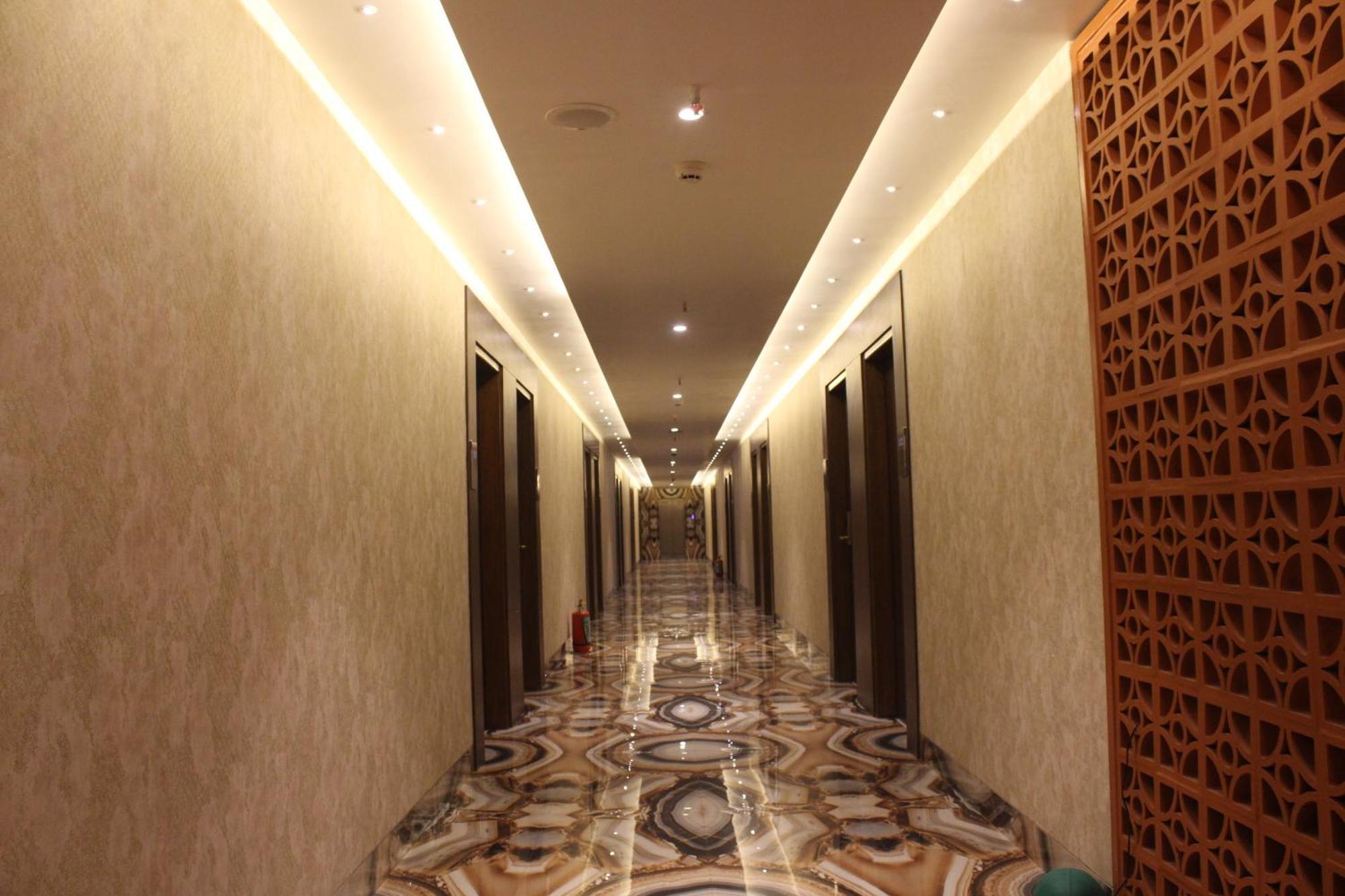 Hotel Madhuban Silvassa Zewnętrze zdjęcie