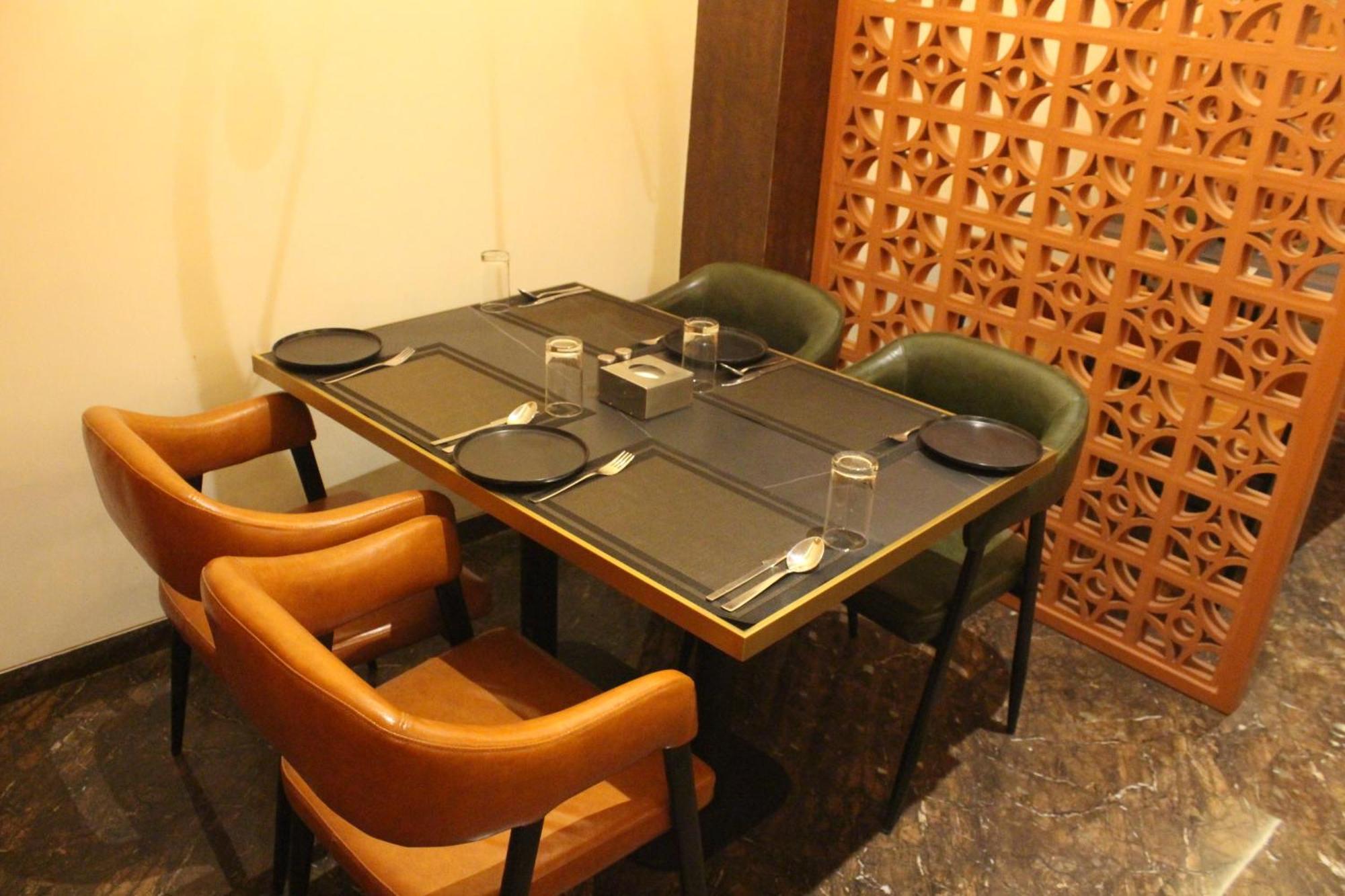 Hotel Madhuban Silvassa Zewnętrze zdjęcie