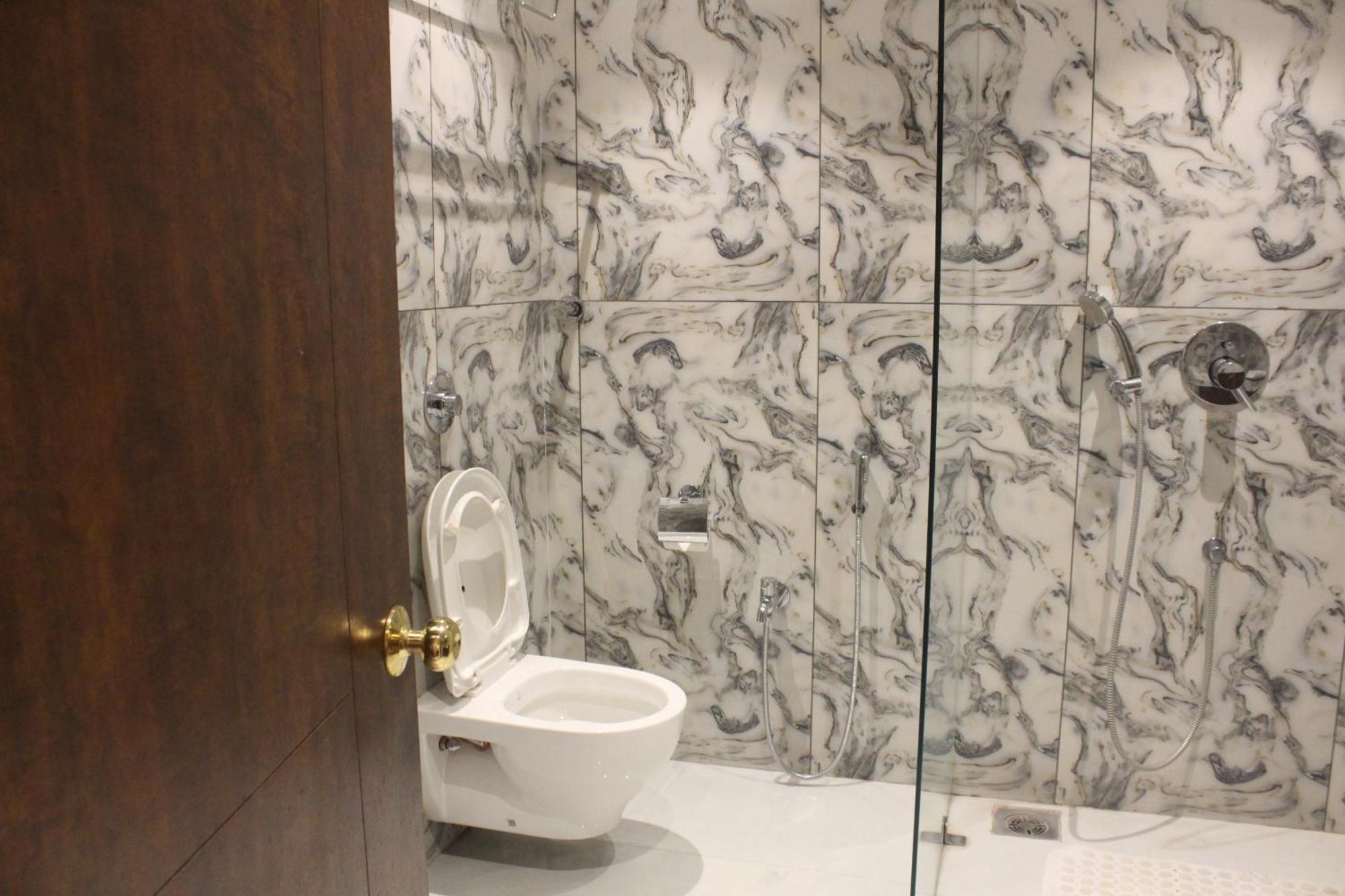 Hotel Madhuban Silvassa Zewnętrze zdjęcie